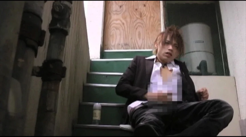 おでかけ発情プチ露出男子 01-11
