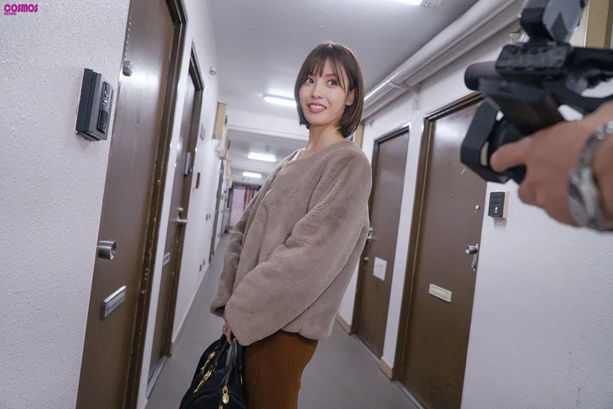 素人妻が一般大学生の自宅に一泊 ゆみさん32歳-1