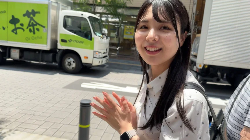 推しの後輩 優梨-1