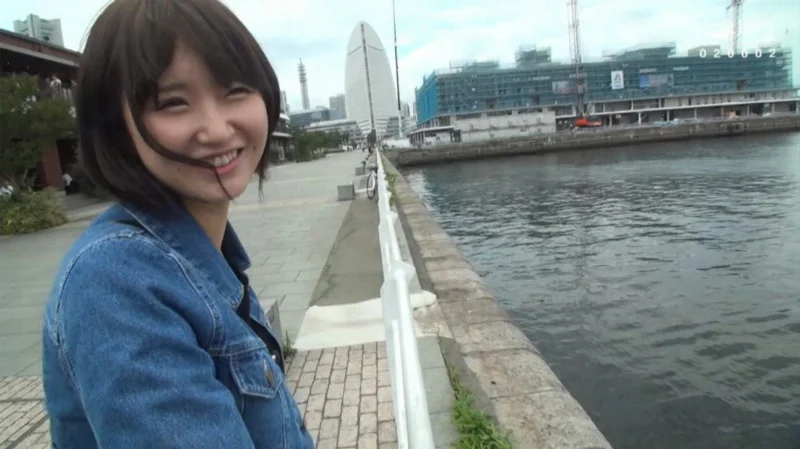 深田結梨を貸し切りドライブデート-3