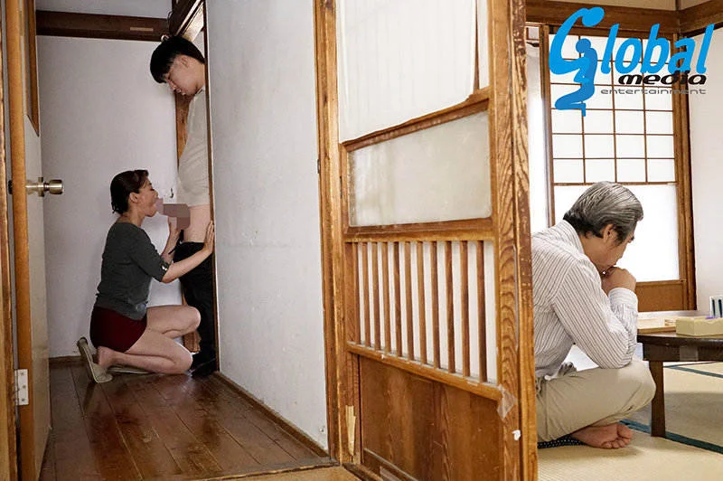 母の尻 抜き挿し丸見え近親相○ 其の六 佐倉由美子-4