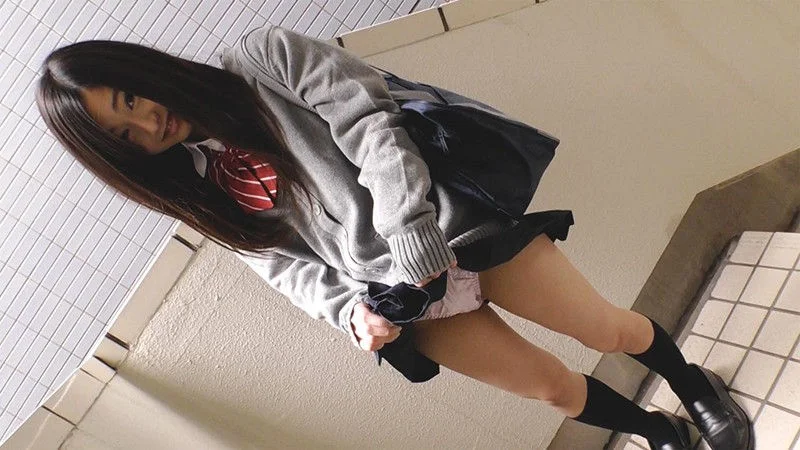 円女交際 中出しoK18歳 低身長Aカップロ●娘 市川花音-1