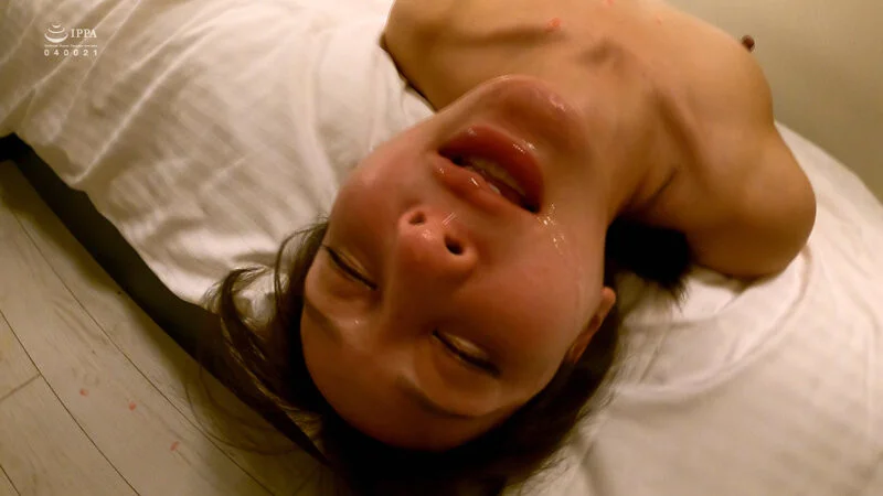 性玩人妻女体 足立友梨-11
