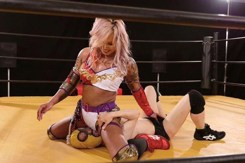 ド痴女プロレスラー YUNI-2