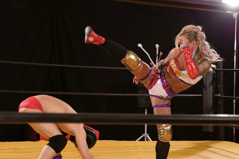 ド痴女プロレスラー YUNI-4