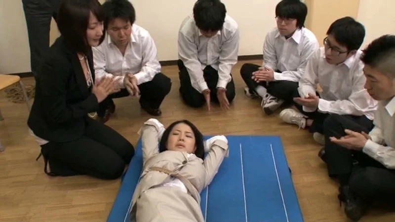 新任女教師 緊○中出しホームルーム 綾瀬れん-3