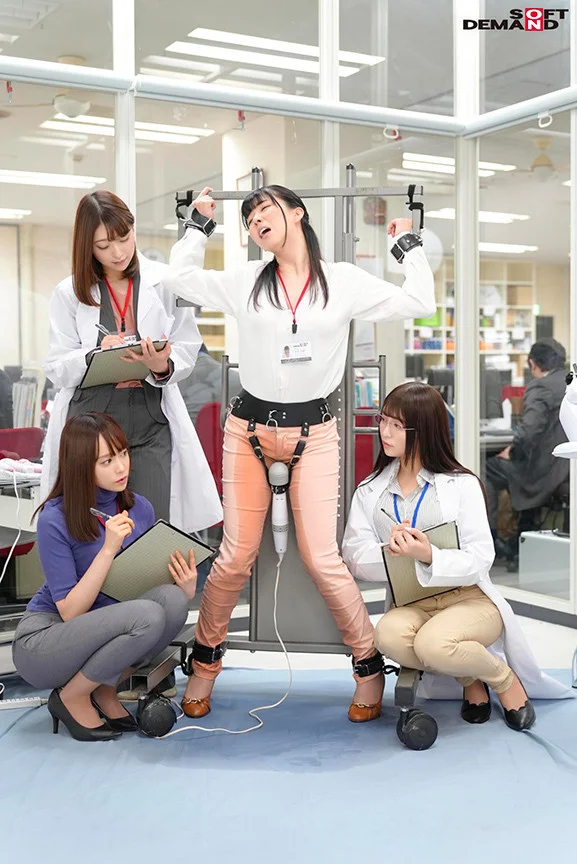 SOD女子社員 150，000回転超高速電マでイクッ！-1