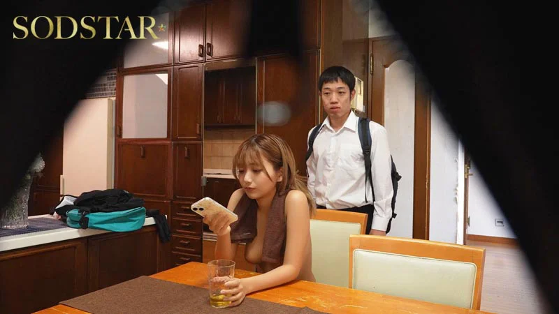 家では裸族なテニス部の姉を隠し撮り 星乃莉子-1