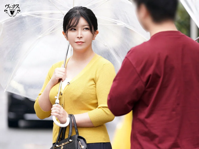 美しい人妻を家に連れ込み中出しセックス 杉山杏奈-1