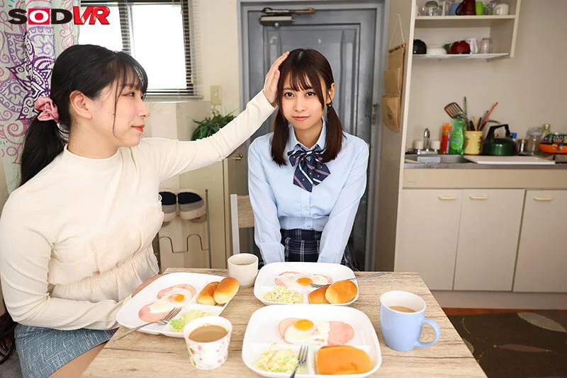 【VR】【8K】シングルマザーの連れ子が思春期で。嫁との激しいセックス見せつけたらママの真似をしたがって- 那津乃ちなみ-5