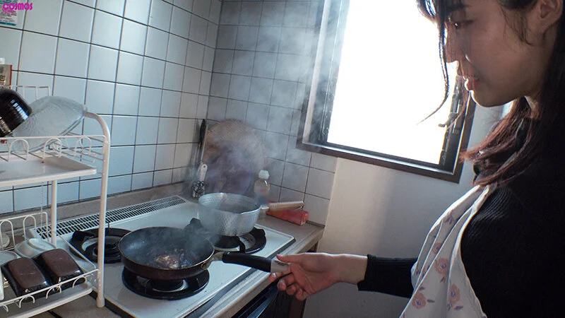 料理も洗濯もまともに出来ないドジで不器用なセフレ（人妻）ですが…実はとても優秀なハイスペック肉オナホなんです。 わかさん（26歳）-1