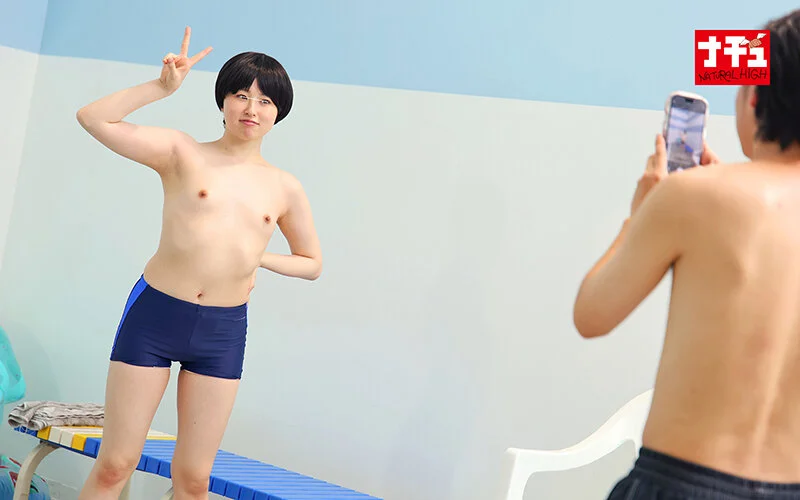 つるぺた素人女子だって男水着チャレンジ 県民プールでバレないように男子のふりして羞恥ミッション！だけのはずが…ボーイッシュSEXでなんか興奮しちゃって中出し許しちゃった///-4