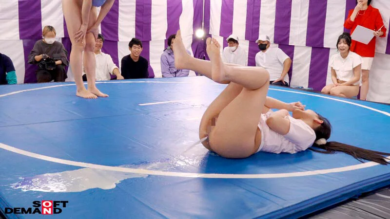 はじめての牛乳浣腸相撲大会2（ガチ）。 一般女性4名参加-19