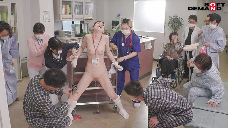 【特典版】時間を止められる男は実在した！～死の淵から帰って来た男 白衣の天使にお礼の種付けファック 病院占拠SP～-13