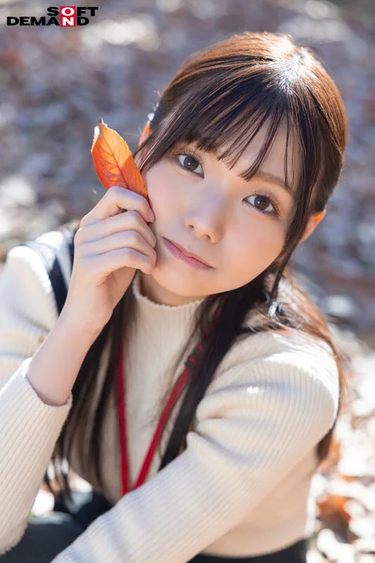 宣伝部 松永あかり 2度目のAV出演 はじめて尽くしの5日間に密着！ こっそり露出 主観フェラ ローションプレイ 玩具オナニー 3P-18