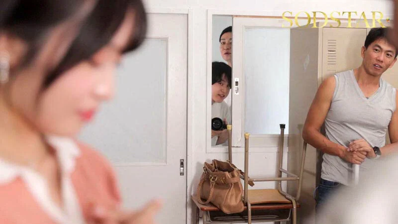大っ嫌いなサークルの先輩に嵌められ軟禁されたあの日 あと1回触られたらイっちゃう寸前まで執拗に焦らされ嫌なはずなのに「お願いします！もう…イカせてくださいぃ！」と絶頂おねだりしてしまい快楽堕ち 新川空-4