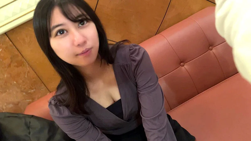 【むちむち美尻のエチチ美女がノリノリP活！！】【つぶらな瞳で反応見てチクなめ攻め】【フェラ1抜き正常位で騎乗位で中出し！！】スレンダーモデル級スタイルのエロ娘に3発抜かれてしまって件！！ 片寄しゅうか-2