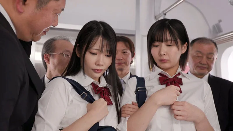 痴●集団に完堕ちした通学中の巨乳女子●生 桜ゆの 由衣陽菜-2