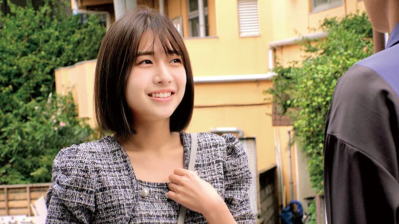 「愛し合う夫婦が残したいメモリアルヌードフォト」と題された雑誌の特集だと妻をナンパし、絶倫チ○ポ男と素肌密着偽撮影会で寝取られ検証！！旦那よりも若くてカチカチに反り返ったチ○ポがマ○コまで1cmに超接近して奥さん急激欲情！？絶対に旦那には内緒の…-11
