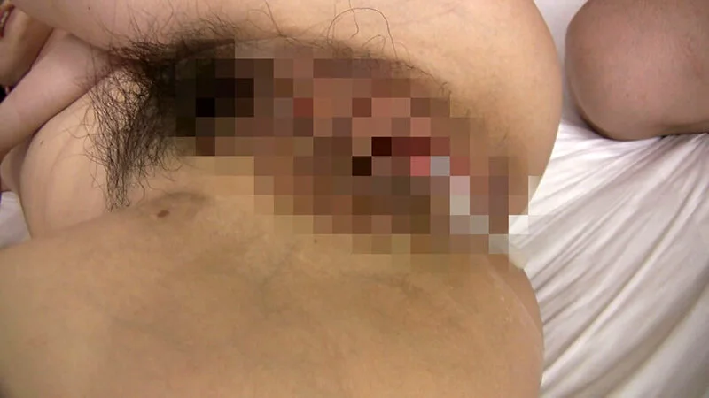 喘ぎ声が止まらない！どエロい衣装を着せられて発情する変態妻！-20