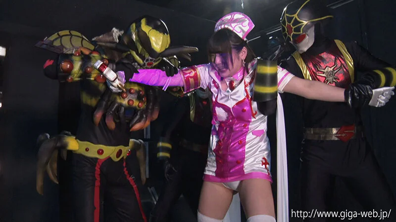 ヒロインを倒せ！ボクの考えた最強怪人 ～蜘蛛型怪人スパイダラスVS白衣戦士セイントエンジェル 早見なな-9