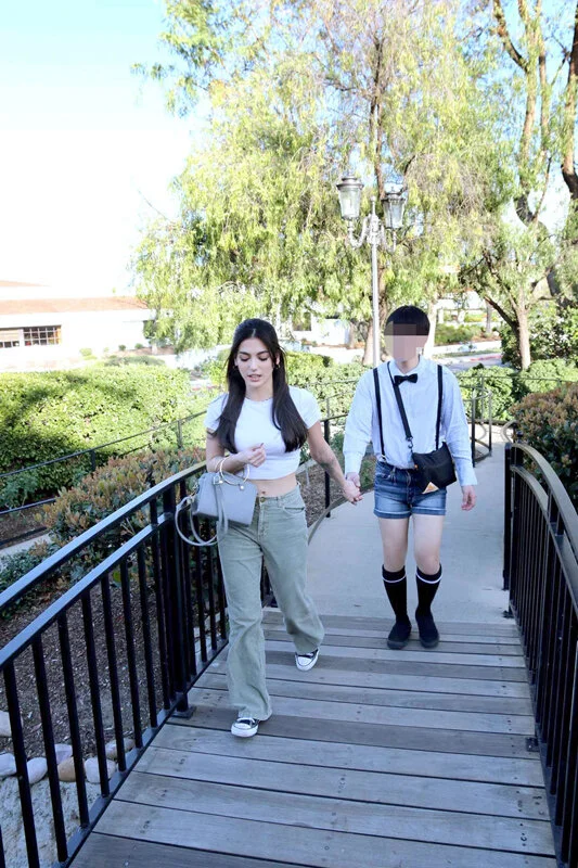 「ショ～太の大冒険」合法童顔男子な僕がマッチング美女とLAで生本番できちゃった！ミーガン（29）-2