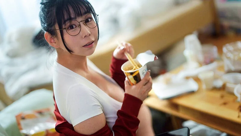 ゴミ部屋共同中出し 怠惰な叔母から溢れるメス臭とダル着から溢れた豊満な体に精を使い果たしたボク 吉根ゆりあ-4