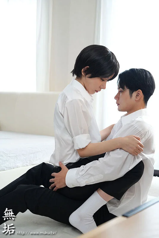 ボーイッシュ幼なじみと付き合った日にセックスするだけ ショートカットでパンツスタイルだけど巨乳陥没乳首の美少女と人生初セックスで生ハメ＆大量中出し！ 五日市芽依-11