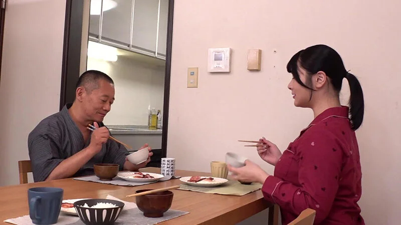 旦那が出張中の3日間、嫌いな義父に中●しされ続けた巨乳妻（3） 湊すみれ-8