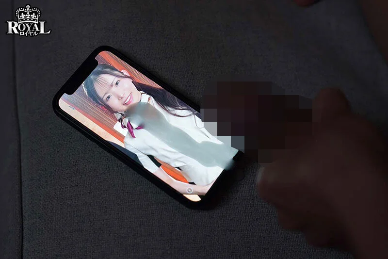 「ご自身でシコるなら。見てるだけならいいですよ。」夫婦で営むマッサージ店の奥さんがワンオペの日に中出しホームラン5連発を決めた夢のようで本当の話。 響蓮-3