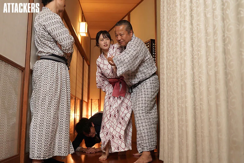 串刺し輪●NTR 同期入社の彼女が出張先の旅館でまわされていた話。 神木彩-7