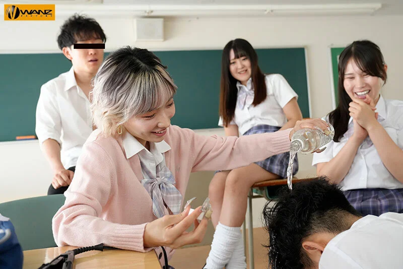 時間停止能力を手に入れたボクはいじめっ子ギャルに立場逆転リベンジ中出ししてヤッた！ 春陽モカ-1