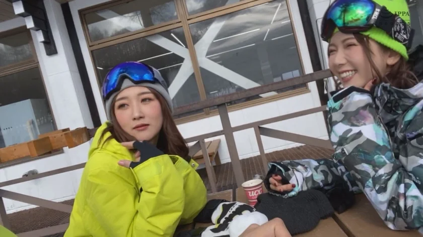 雪をも溶かす激アツゲレンデナンパスペシャル 波多野結衣 大槻ひびき 黒川さりな 推川ゆうり-5