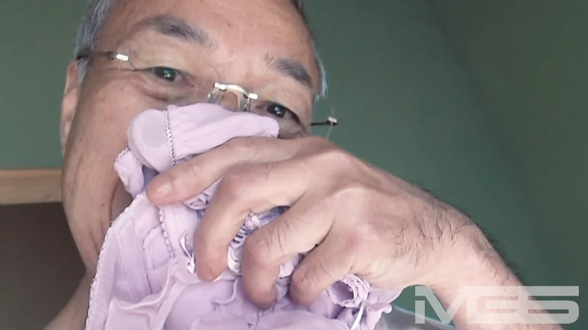 帰省した次男の嫁を喰らう絶倫じいじ-8