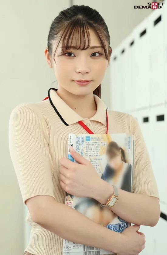 【特典映像付き】今年4月に入社したばかりのメディア事業部 松川令奈(21)はホテル業界から心機一転 第二新卒でAVの世界に入社した異色の新卒。小動物系のカワイイお顔と女子アナぽい愛嬌に押されて2022年新卒を代表して遂にAV出演！-4