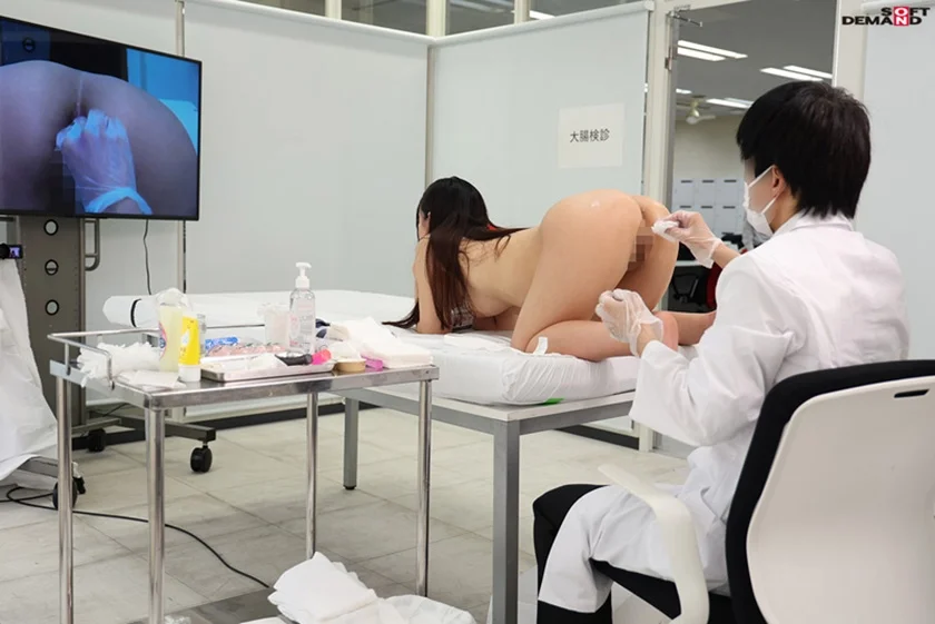 SOD女子社員 2023年度 全裸で健康診断 女子社員が通常業務中の社内を全裸で移動！検診！移動！検診で超羞恥 馬淵夏希 山内ここな 咲田涼香 松元千秋 水島亜季-12