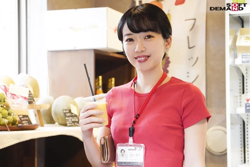 大学から芸術系を専攻し某制作会社から転職してきたクールビューティ―でその上むっつりな社内デザイナー デザイン部中途入社3年目 倉田優希 AV出演！-4