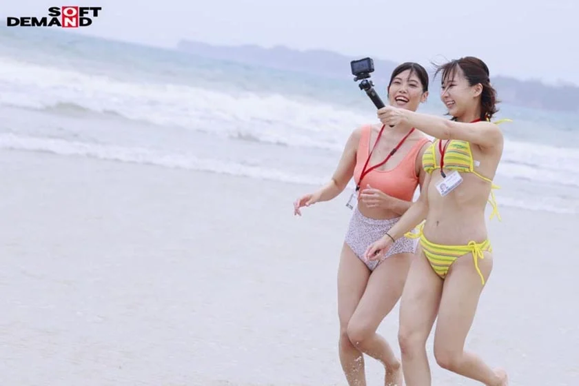 《彼氏のチ○ポ当ててください！！inマジックミラー号》をSOD女子社員 夏AD4名がセクハラに耐えながら健気にリハーサル 平山言芭 田中依知星 瀬古芽泉 矢野小鈴-14