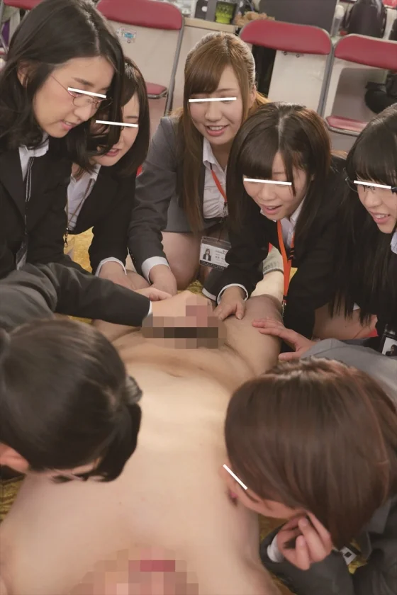 SOD女子社員7名のおっぱいもま○こも好き放題ひとりじめ！男は1人だけだから全員が1本ち○ぽにまっしぐら！モテラブ独占ハーレム王様ゲーム-2