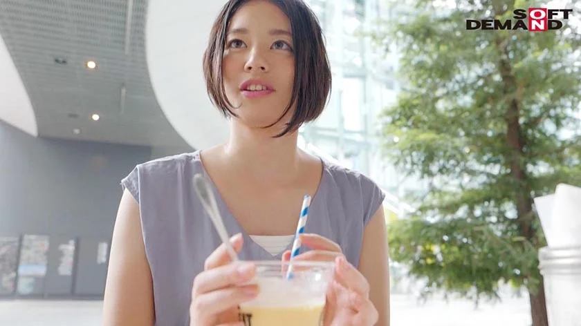 南アルプスの湧き水よりも澄み切った120%天然素材の美人妻 平井栞奈 34歳 第3章 「精子飲みたくて仕方ないんです」一滴残らず他人ザーメンごっくん7発！-2