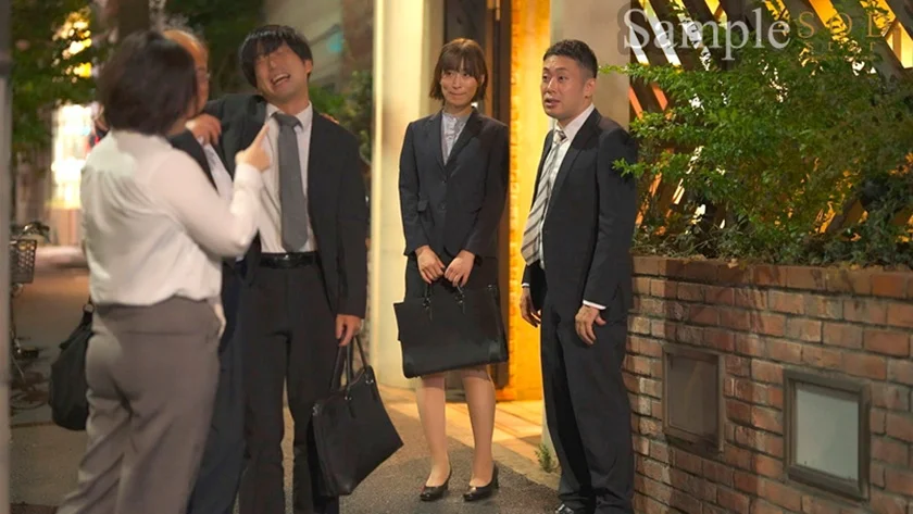 物静かで無口な長身OL彼女と。実は性欲旺盛でドスケベな俺だけが知るギャップが尊い。 綾瀬天-1