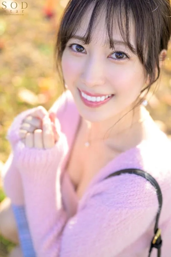 無邪気なおねだりフェイスにズキュン！ず～っと振り回されっぱなし イチャイチャ！たじたじ！ヤリまくり！ハメ撮り！デビュー2周年記念デート 小湊よつ葉【特典映像付き】-1