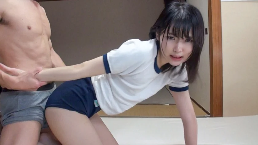 むちむちデカ尻 神ブルマ 涼花くるみ 美少女やぽっちゃり娘にピチピチブルマ&体操着を着せ、ハミパン、ムレムレワレメを毛穴まで見えるほどの超ドアップ接写！さらに尻コキ、着衣お漏らし放尿やブルマぶっかけ等ブルマ好きに送る完全着衣フェチAV-17