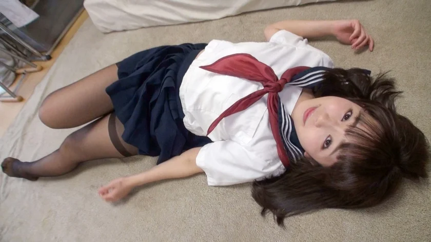 神パンスト 泉りおん 制服美少女の美脚を包んだ生ナマしいパンストを完全着衣でムレた足裏からつま先を味わい尽くす！時には顔騎や足コキ、時には中出し、時にはお尻にコスってぶっかけとやりたい放題！発情させられた女の変態絶頂プレイを楽しむフェチAV-4