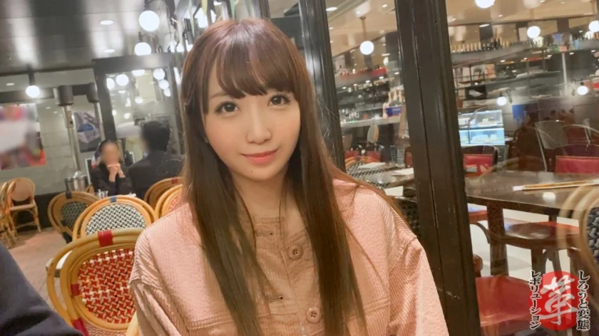 【謝礼で絶頂フライト】れいなちゃんに革命を。むっちりケツ肉、パイパンスレンダーの金欠キャビンアテンダント！金のために身体を売ります♪本当に金だけの為なのか！？マ●コに電マを当て積極スケベフェラ！高級ランジェリー姿をバックから高速ピストン！中出しフライト2回戦www【しろうと変態革命21人目】-1