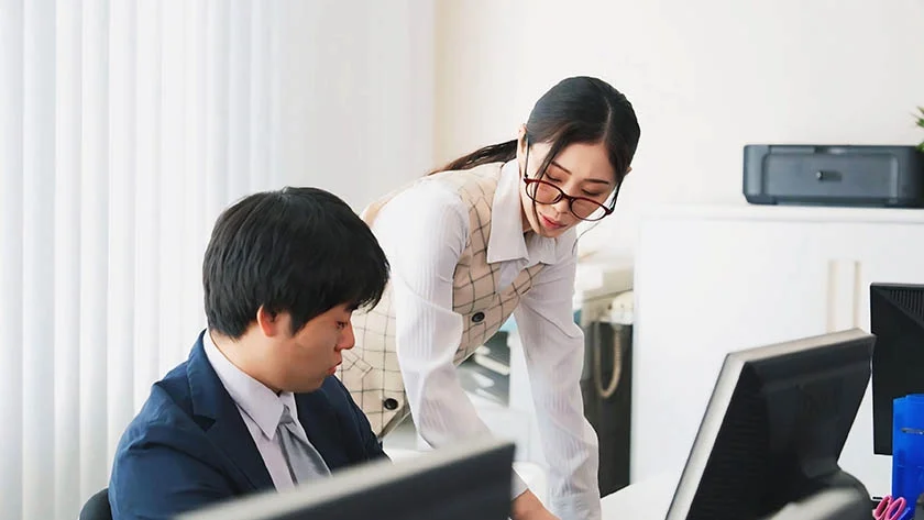 「これは経費で落ちません！」いつも地味で生真面目で領収書を突っ返してくる経理部のOLがデリヘル嬢で痴女だった。小松さん編【配信限定】-2