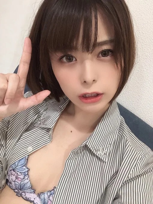 【個撮☓軽蔑ハメ撮り】リアル感がすごくて徐々にエロく感じる文化系美人ちゃんさん