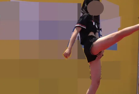 report156　ダンスガールズ～はしゃぎすぎて谷間がチラリ＆衣装が小さくて…＆スポーティな生足～-2