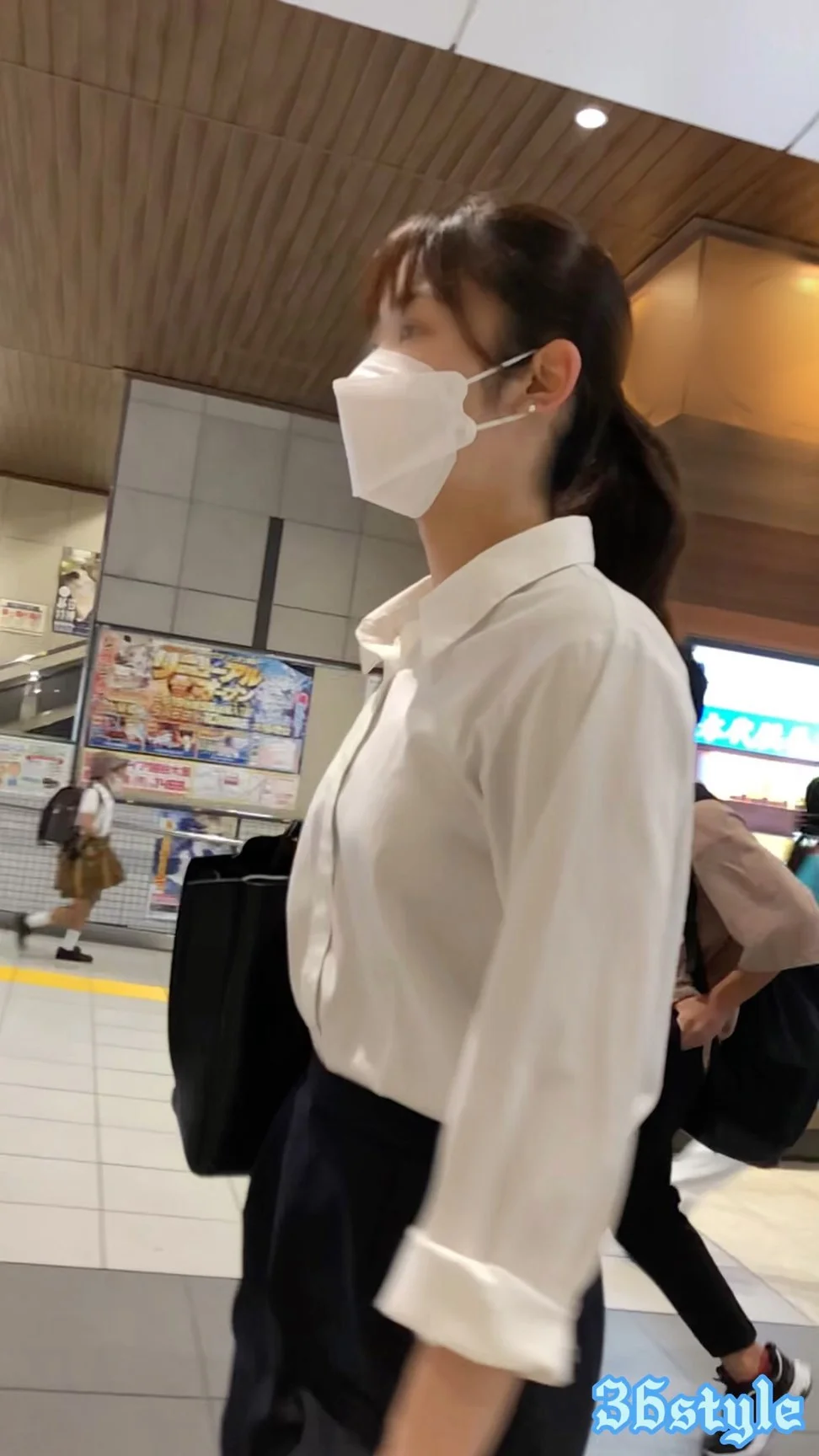 【再販】【横からの眺め128_ちっぱいver】スリムな新人ＯＬのちっぱいを横から！-6