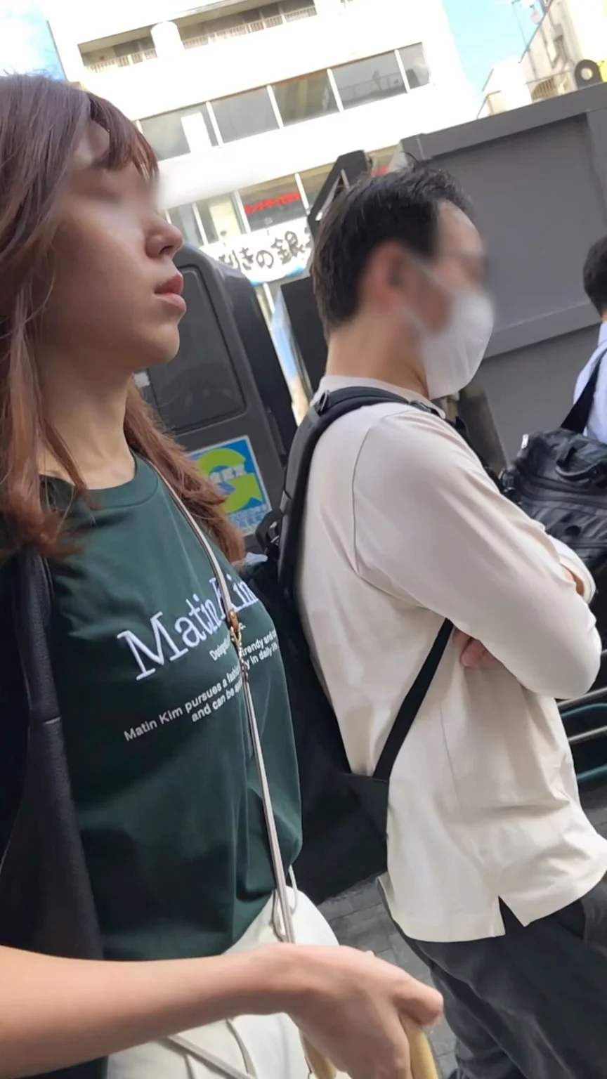 【横からの眺め304】スタイルの良い美人ＯＬの小刻みバウンドを追いかけて！-4